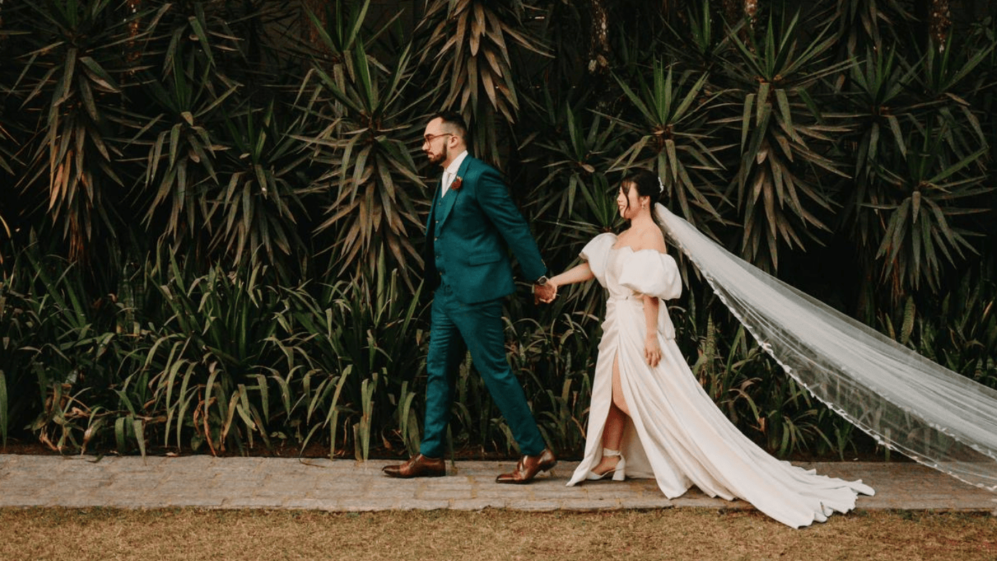 Noiva Miwa Takasu em seu casamento usando sapatos Benvenuta