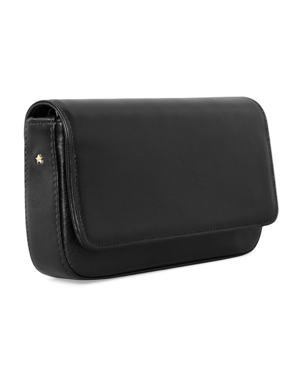 Clutch Lia em couro preto em vista lateral com detalhe para a estrelinha Benvenuta