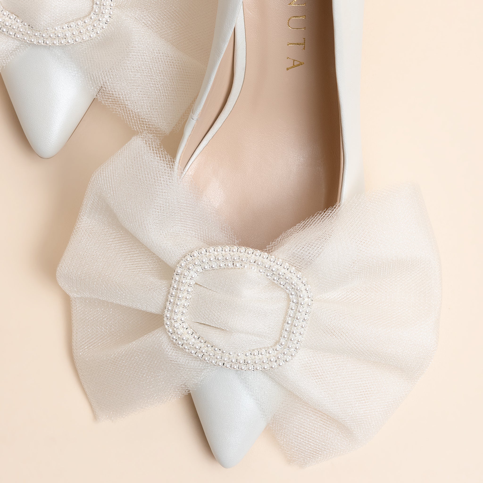 CLIP PARA SAPATO DE NOIVA EM TULE FRANCES