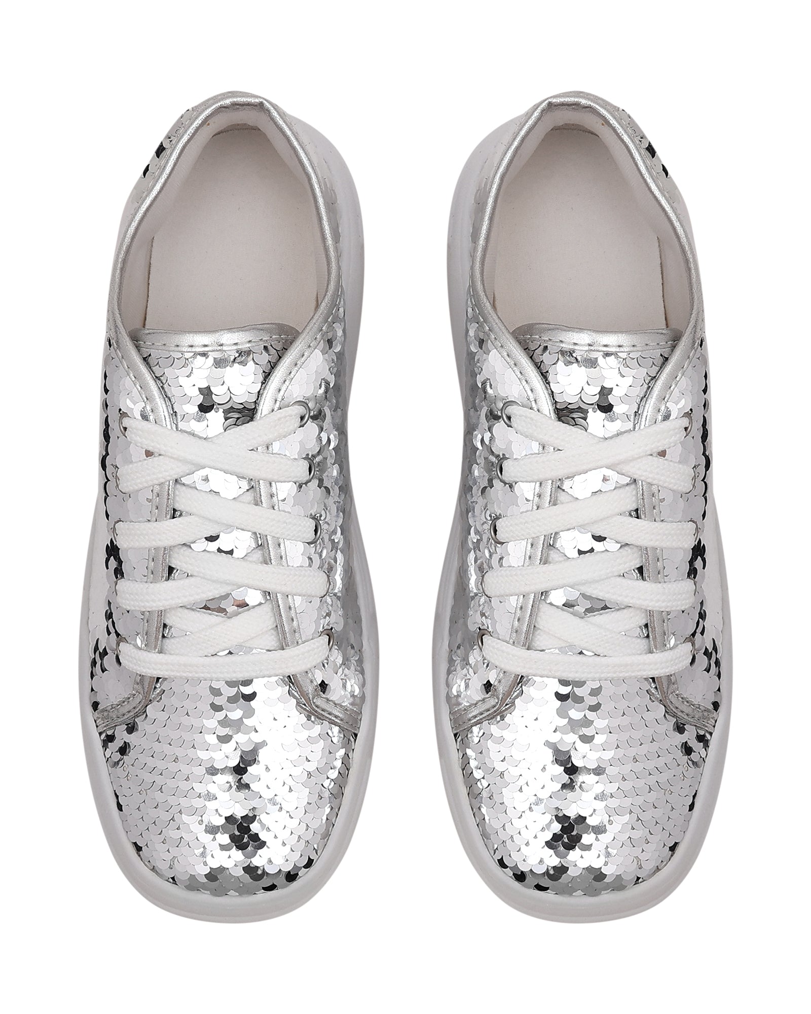 Tenis Noiva Madrinha Debutante com Paetês Prata Benvenuta